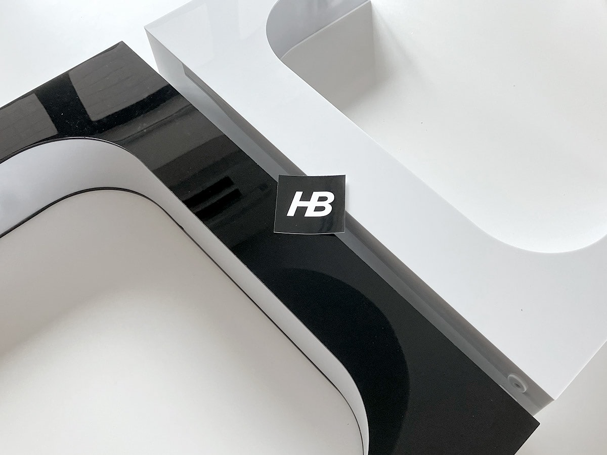 Magnetic Levitation Sneaker Display