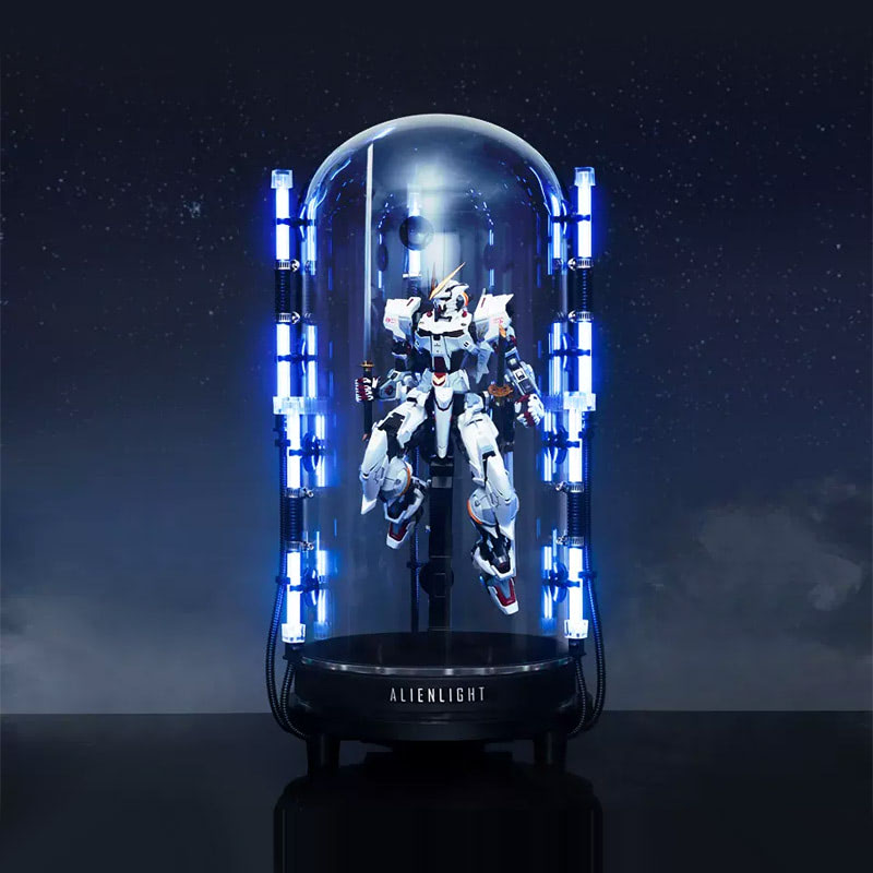 Illuminated display case for model figure toys