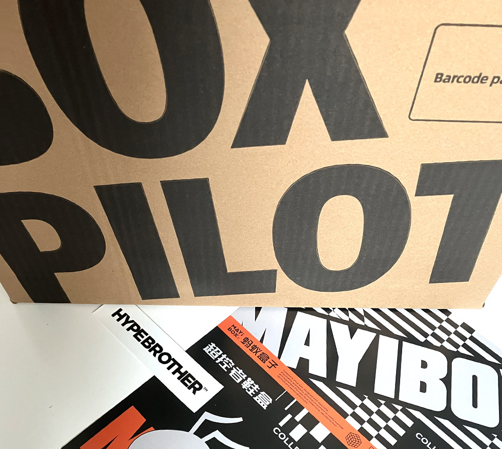 Motorized Storage Display Box for Sneakers