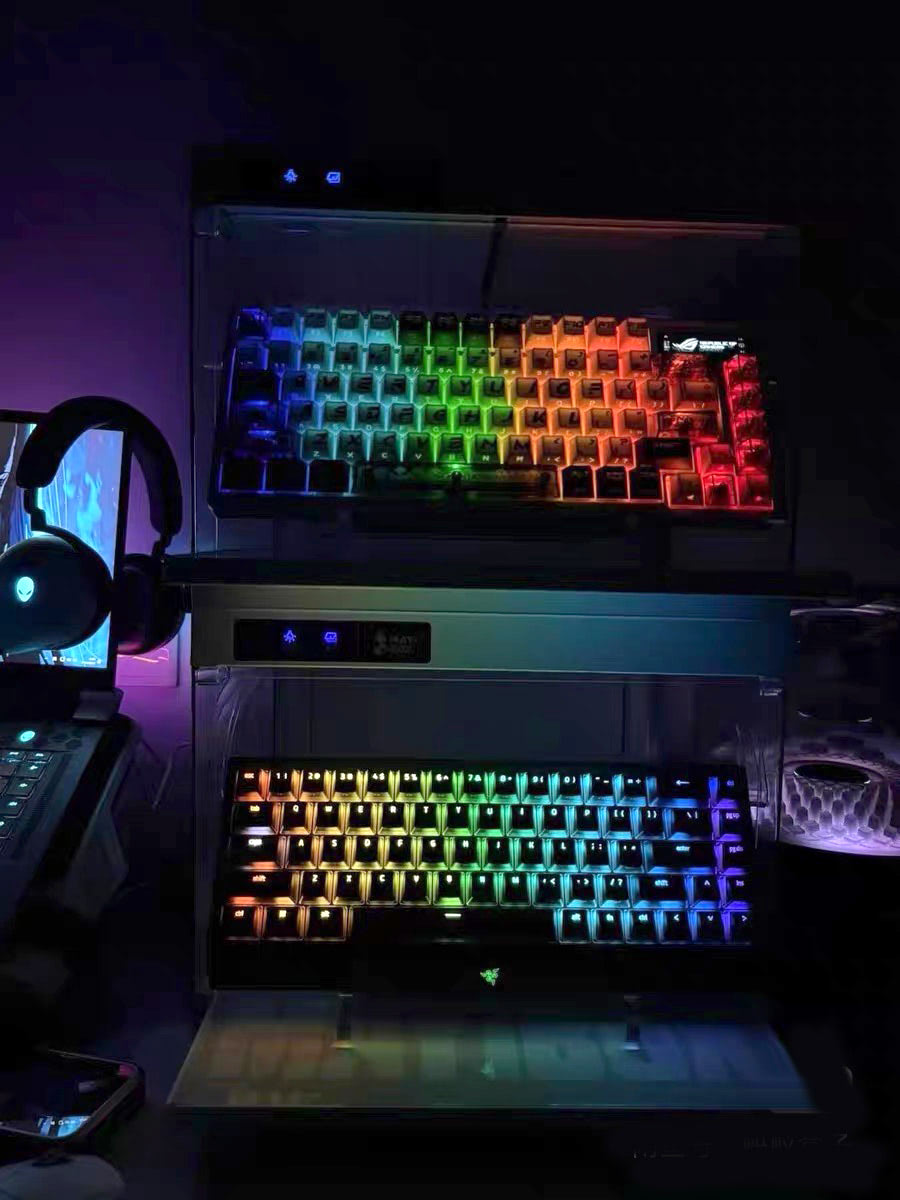 Motorized Display Box for Gaming Gear