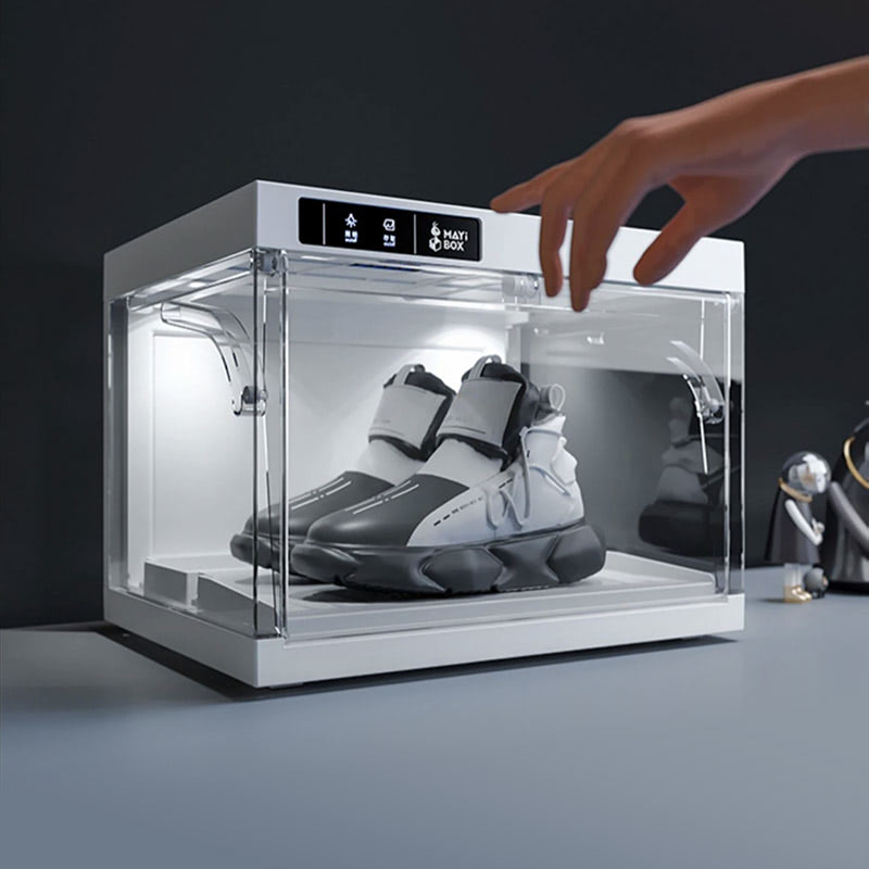 Shoe display box with remote control and automatic door