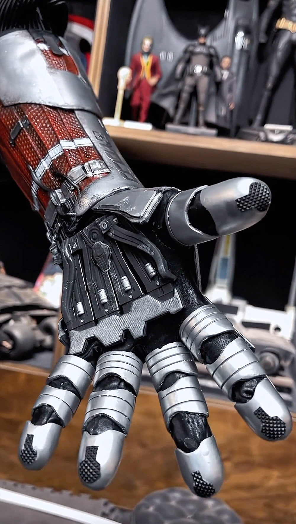 Johnny Silverhand Arm