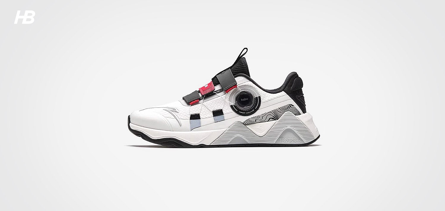 nike techwear sneakers