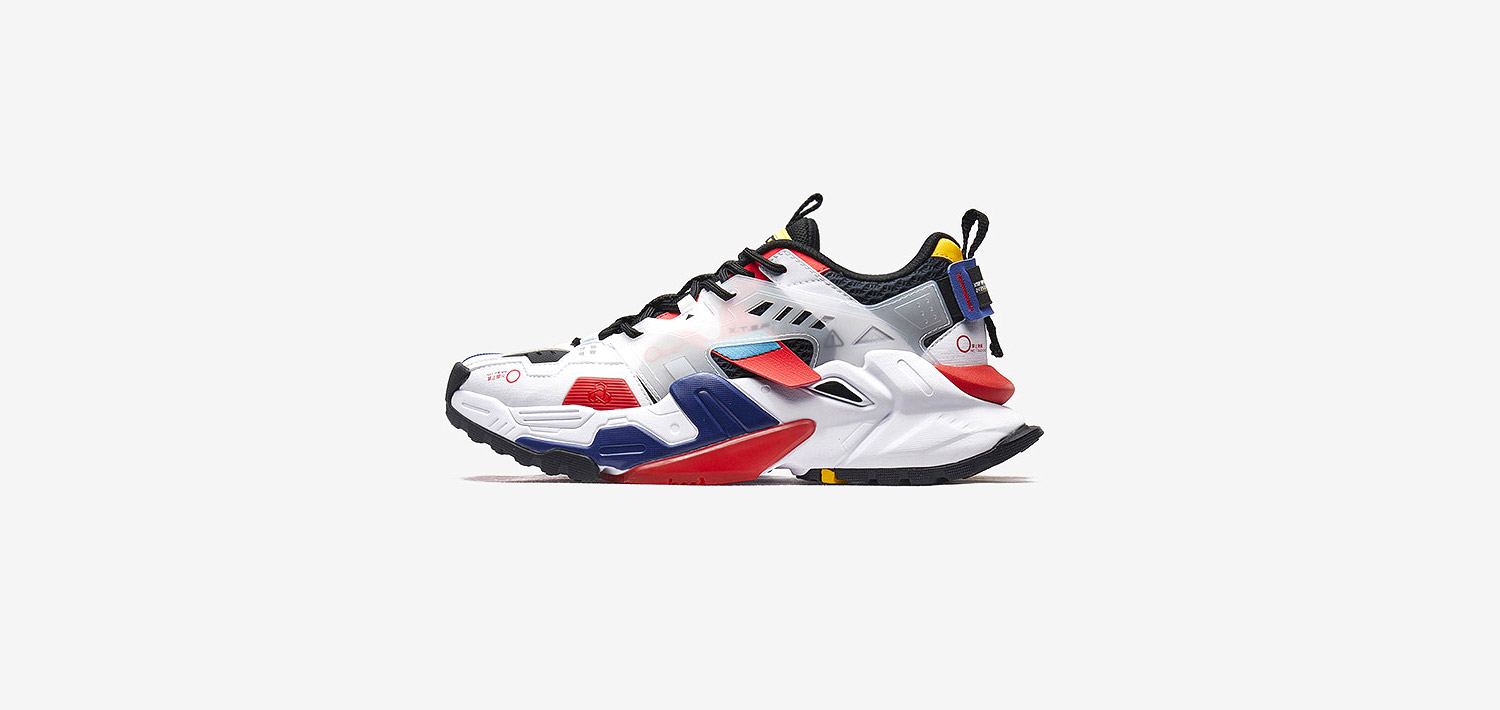 Xtep STAR-X Sneaker – Low Top Futuristic Sneaker with Techwear