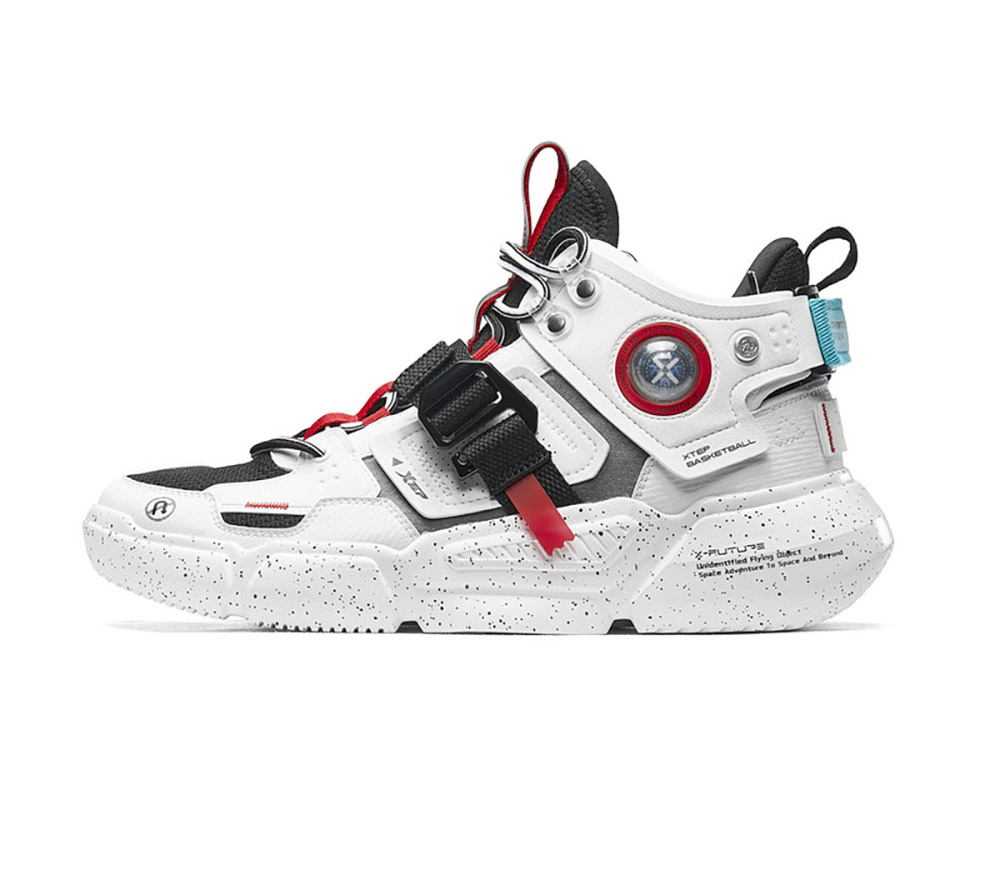 Xtep STAR-X Trainer – High Top Futuristic Sneaker with Techwear